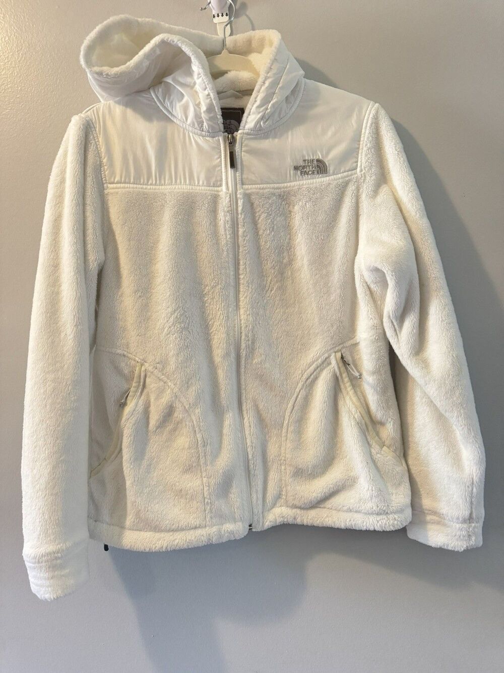 The North Face Women’s Medium Hooded Full Zip Jacket Fleece White
